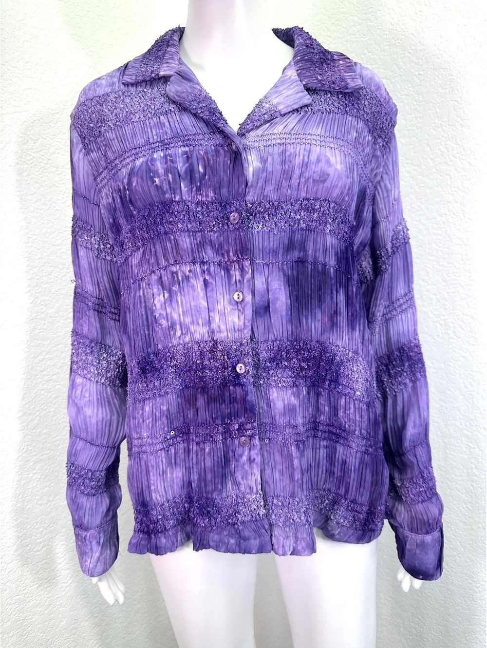 Women’s L Mirasol Purple Tie Dye Bohemian Plissé Long Sleeve Button Down Blouse